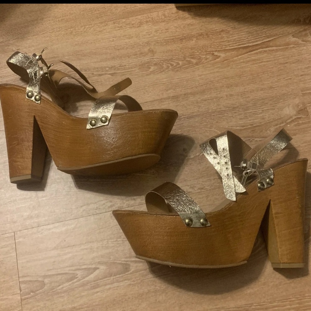 New Jen E. Ration Platform Platform Sandal